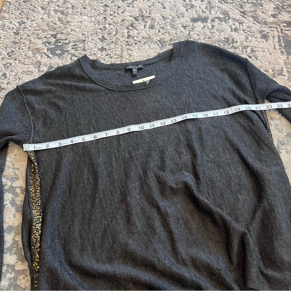 Eileen Fisher NWT 100% Merino Wool Gray Long Sleeve Top Size Medium Sequin - Picture 9 of 10
